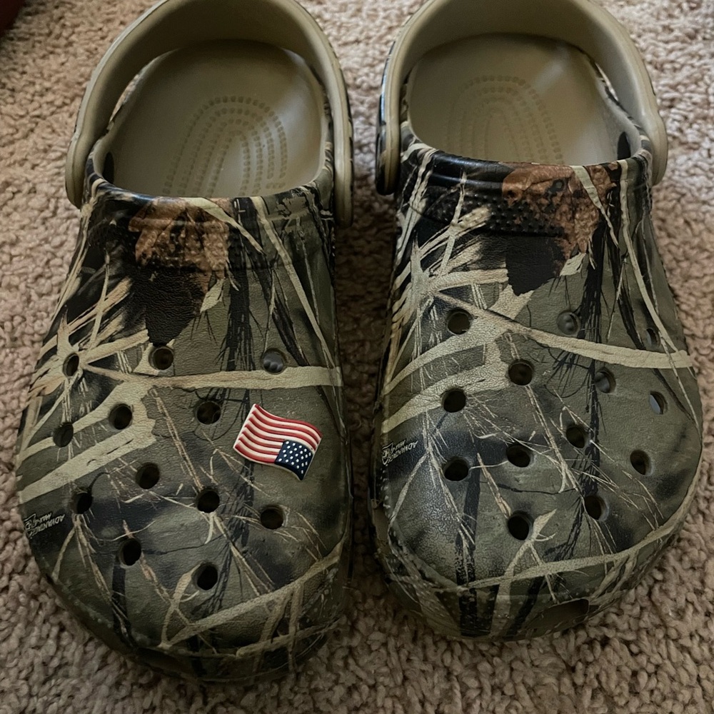 Camouflage Crocs